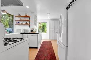 6 Terrace Pl, Logan, UT 84321 - Photo 4