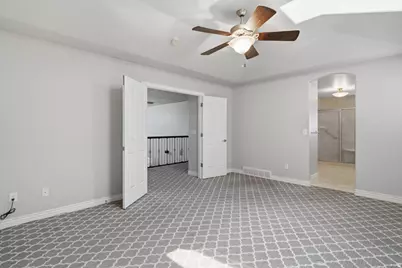 42 E Hillsborough N, Pleasant View, UT 84414 - Photo 18