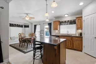 42 E Hillsborough N, Pleasant View, UT 84414 - Photo 8