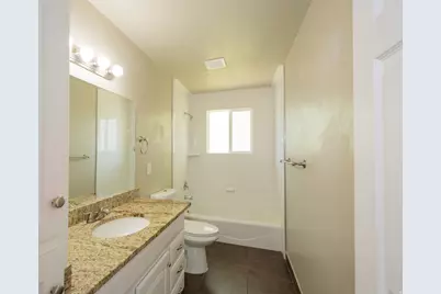 632 W 2150 N, Harrisville, UT 84414 - Photo 10