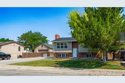 632 W 2150 N, Harrisville, UT 84414 - Photo 2