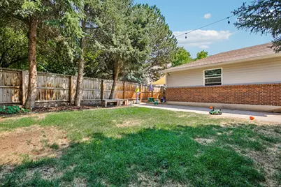 2112 N Sunset Dr, Layton, UT 84040 - Photo 26