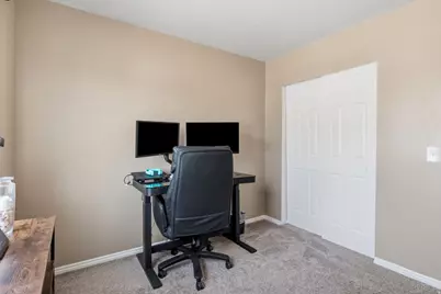 4744 S 3300 W, Roy, UT 84067 - Photo 14