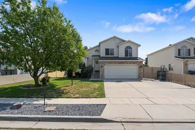 4744 S 3300 W, Roy, UT 84067 - Photo 2