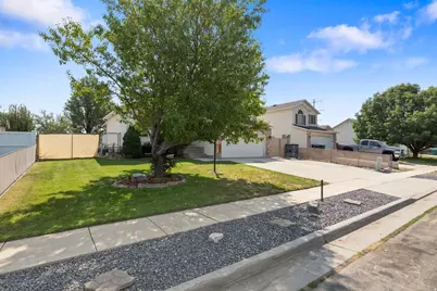 4744 S 3300 W, Roy, UT 84067 - Photo 30