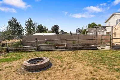4744 S 3300 W, Roy, UT 84067 - Photo 26