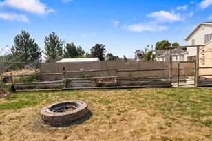 4744 S 3300 W, Roy, UT 84067 - Photo 26