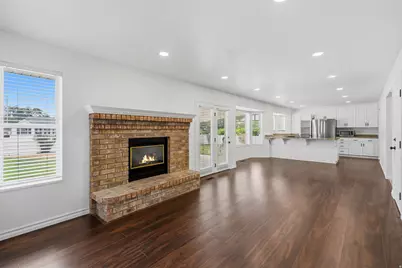 533 W 2200 N, Lehi, UT 84043 - Photo 10