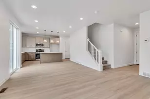6766 S Glade Creek Dr Dr, West Jordan, UT 84081 - Photo 10