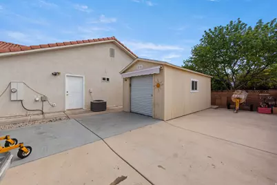 682 N 2240 E, Saint George, UT 84790 - Photo 26