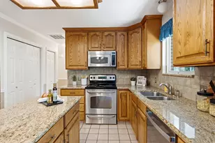 1852 E Wild Willow Ln, Sandy, UT 84093 - Photo 18