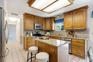 1852 E Wild Willow Ln, Sandy, UT 84093 - Photo 16