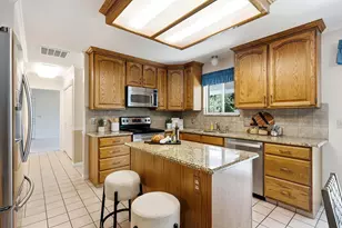 1852 E Wild Willow Ln, Sandy, UT 84093 - Photo 16