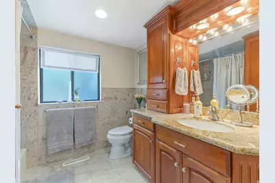 3371 E Larchmont Dr, Salt Lake City, UT 84109 - Photo 10