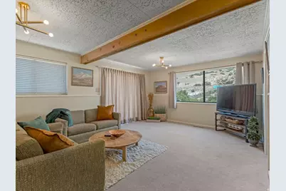 3371 E Larchmont Dr, Salt Lake City, UT 84109 - Photo 16
