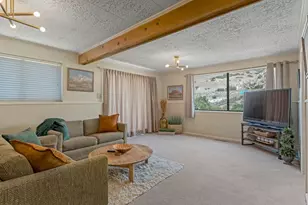 3371 E Larchmont Dr, Salt Lake City, UT 84109 - Photo 16