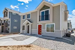 542 N Mule Deer Pl, Saratoga Springs, UT 84045 - Photo 2