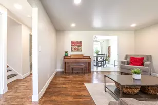 208 N Oakleaf Ln, North Salt Lake, UT 84054 - Photo 4