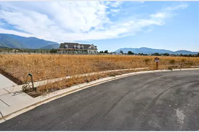 554 N Mountain Veiw Dr #16, Elk Ridge, UT 84651 - Photo 8