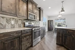 2261 S Tonaquint Dr, Saint George, UT 84770 - Photo 12