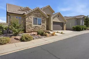 2261 S Tonaquint Dr, Saint George, UT 84770 - Photo 2