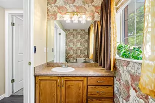 1005 Edgewood Dr, South Ogden, UT 84403 - Photo 10