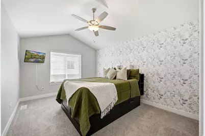 9283 S Bennington Ct, Sandy, UT 84094 - Photo 16