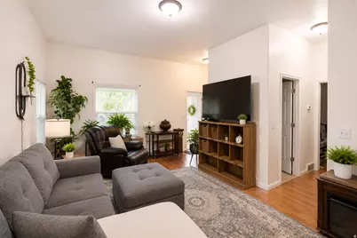 4926 W Calton Ln, South Jordan, UT 84009 - Photo 8