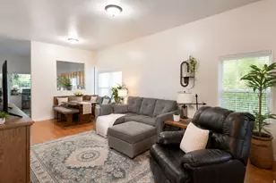 4926 W Calton Ln, South Jordan, UT 84009 - Photo 2