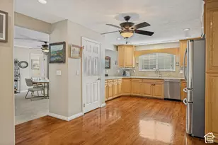 11751 S 1700 E, Sandy, UT 84092 - Photo 16