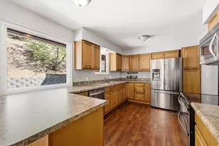5625 S Crestwood Dr E, South Ogden, UT 84405 - Photo 10