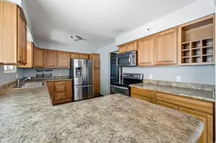 5625 S Crestwood Dr E, South Ogden, UT 84405 - Photo 12