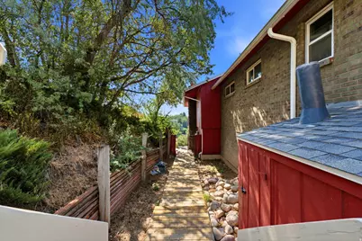 5625 S Crestwood Dr E, South Ogden, UT 84405 - Photo 50