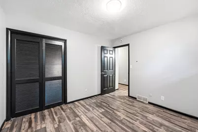 5625 S Crestwood Dr E, South Ogden, UT 84405 - Photo 22