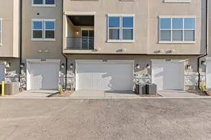 6787 W Heart Rock Ln, Herriman, UT 84096 - Photo 4