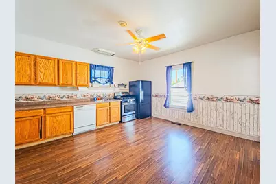 70 E 100 N, Wellington, UT 84542 - Photo 12