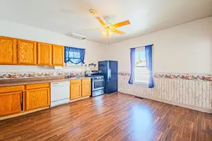 70 E 100 N, Wellington, UT 84542 - Photo 12