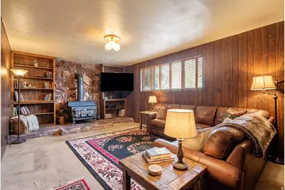 1064 W 180 N, Orem, UT 84057 - Photo 20