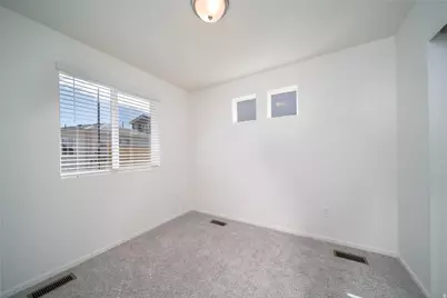 65 N Jordan River Way, Saratoga Springs, UT 84045 - Photo 14