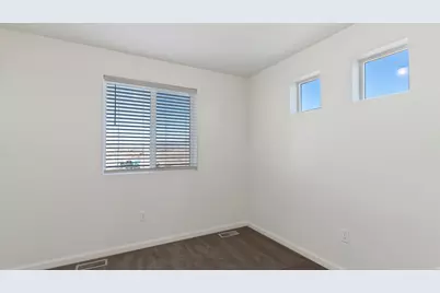 57 N Jordan River Way, Saratoga Springs, UT 84045 - Photo 16