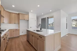6637 W Mount Bristol Ln, Herriman, UT 84096 - Photo 10