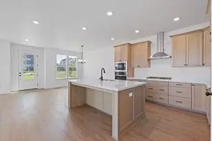 6637 W Mount Bristol Ln, Herriman, UT 84096 - Photo 8
