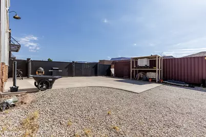 195 W 500 N #6,7 WH, La Verkin, UT 84745 - Photo 24