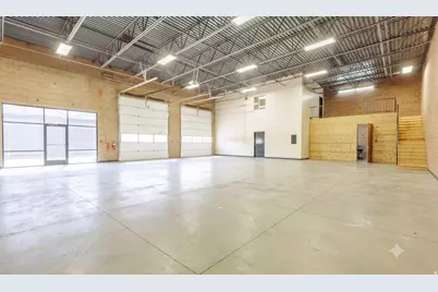 195 W 500 N #6,7 WH, La Verkin, UT 84745 - Photo 2