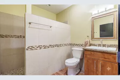 195 W 500 N #6,7 WH, La Verkin, UT 84745 - Photo 6