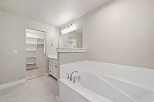 3375 E Baywater Dr, Eagle Mountain, UT 84005 - Photo 10