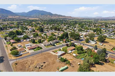 453 E 100 N, Salem, UT 84653 - Photo 40