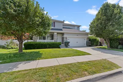 1121 Oakridge Park Dr, Farmington, UT 84025 - Photo 4