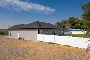 3981 E 3500 S, Vernal, UT 84078 - Photo 4