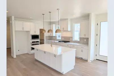 7028 W Lake Ave S #121, South Jordan, UT 84009 - Photo 2